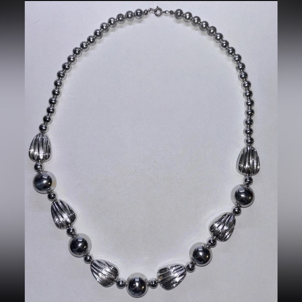 Vintage Metallic‎ Silver Beaded Necklace 24”